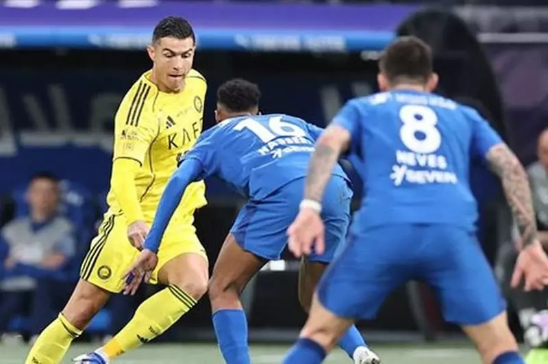 النصر وضمك: حسم لقب الدوري السعودي ورونالدو يقترب من الذهب